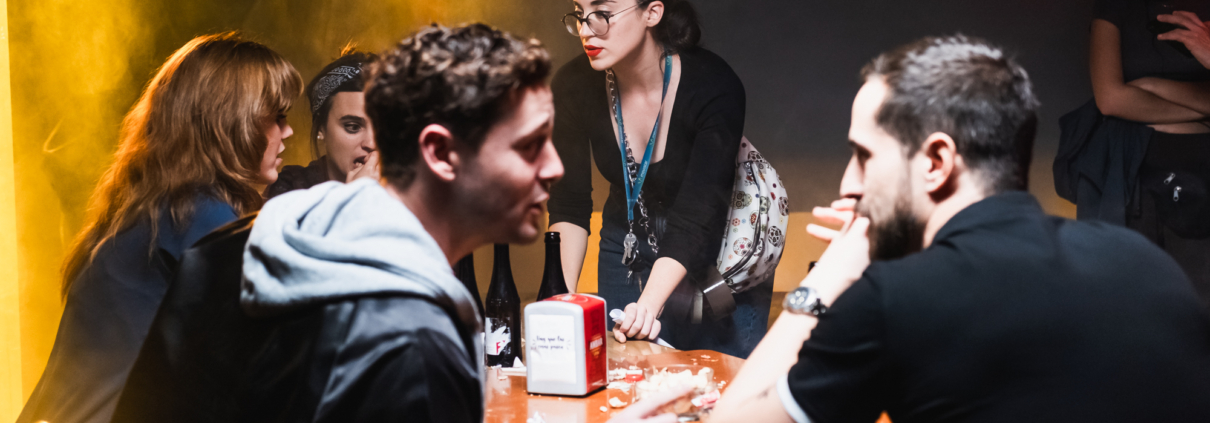 Fotografía del equipo de rodaje con Pilar Sicilia