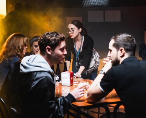 Fotografía del equipo de rodaje con Pilar Sicilia